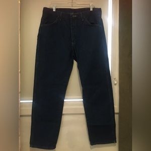 Create Your Own Distressed Jeans